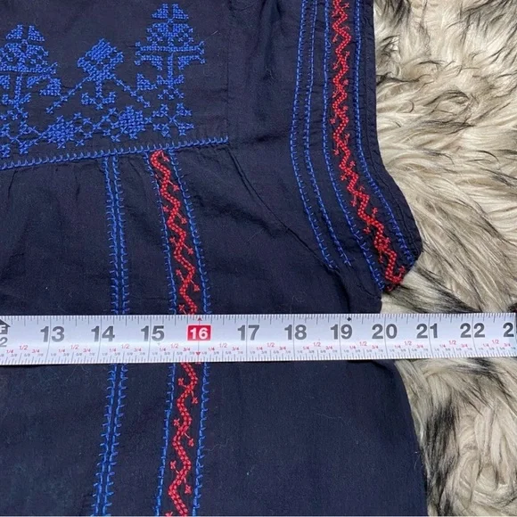 Johnny Was 3J Workshop Navy
Cotton Embroidered - Picture 4 of 5